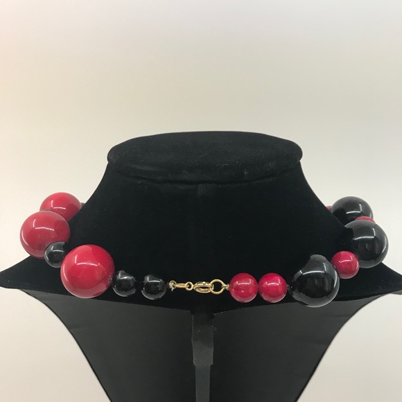 Vintage Saks Necklace - Picture 5 of 6